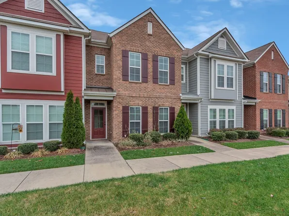 305 Dursley Pvt Ln, Spring Hill, TN 37174