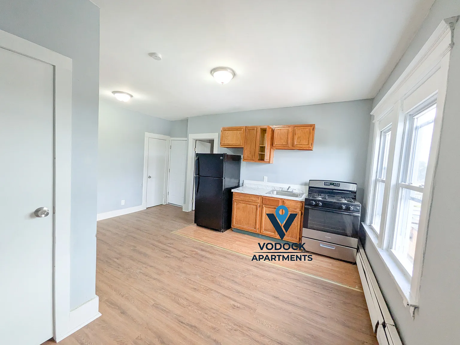 1 bed, 1000 sqft, $1,350 — Photo 2
