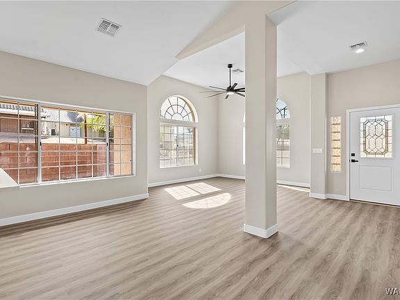 5th image of 1661 De Angelis Avenue