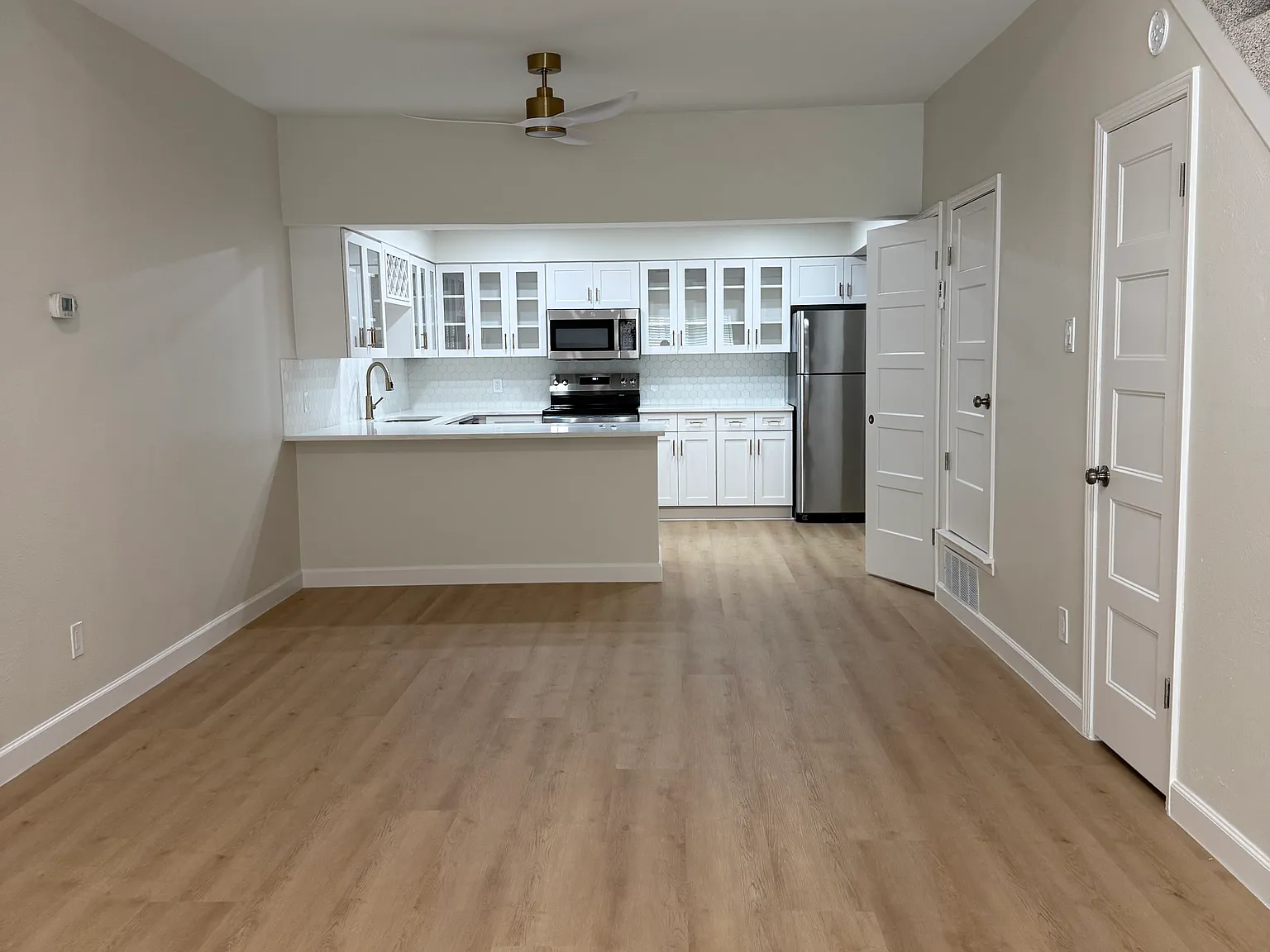 2 bed, 2.5 bath, 1475 sqft, $3,150 — Photo 4