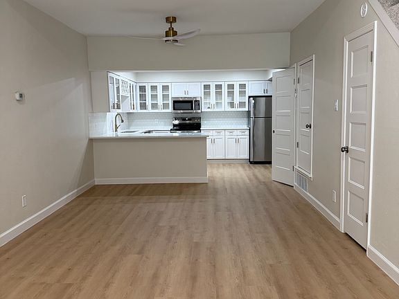 4th image of 3121 Rosedale Ave