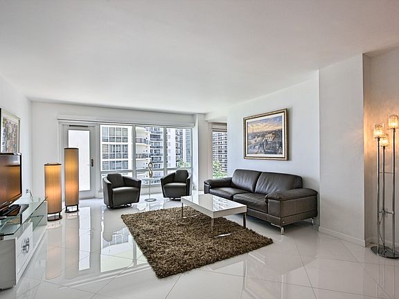 2nd image of 3400 Galt Ocean Dr APT 708S