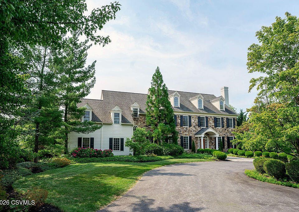 1st image of 303 Jonathan Rd