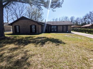255 E Riding Rd, Montgomery, AL 36116