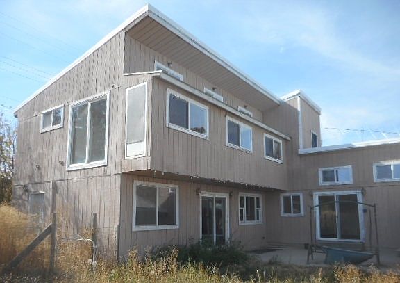 2nd image of 145 SE Railroad Ave
