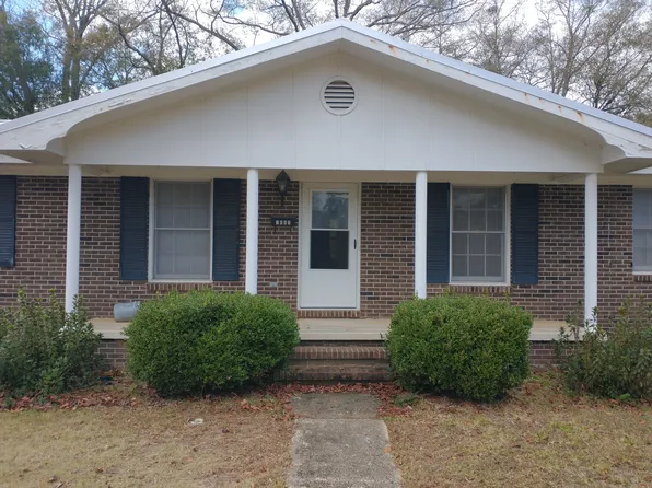 1600 Woodland Dr, Dothan, AL 36301