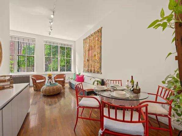 99 Bank Street image 1 of 12