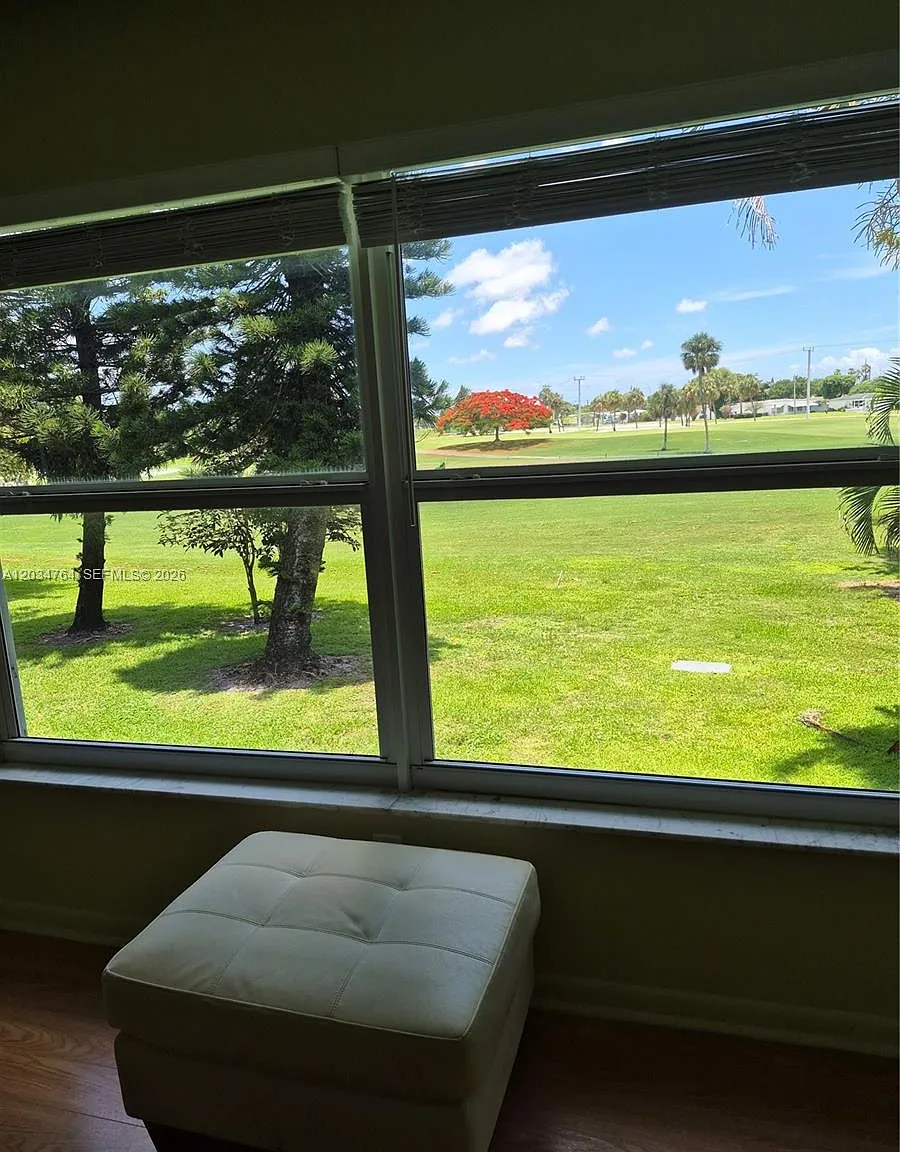 Oriole Golf & Tennis Club — Photo 3
