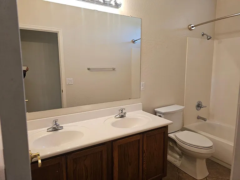 18515 W Caribbean Ln — Photo 24