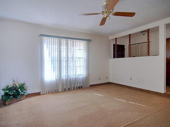 5th image of 924 Beaverdale Ln