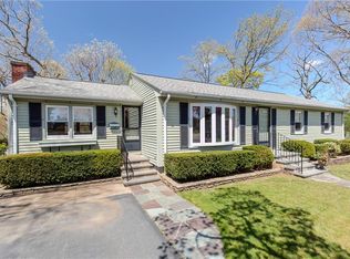 44 Briarwood Rd, Cranston, RI 02920