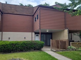 15907 Debra Dr, Oak Forest, IL 60452