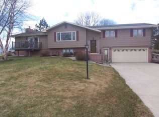 240 E 8th St, Volga, SD 57071
