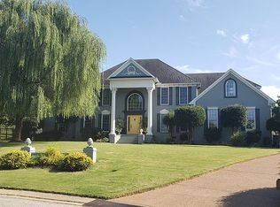 52 Greendale Dr, Jackson, TN 38305