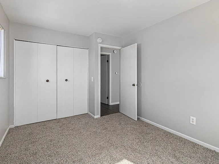1226 N Hemlock Rd — Photo 15