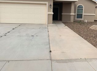 1815 Amber Dr, Carlsbad, NM 88220