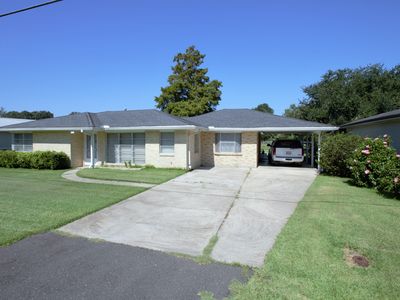 210 Oak St, Labadieville, LA, 70372