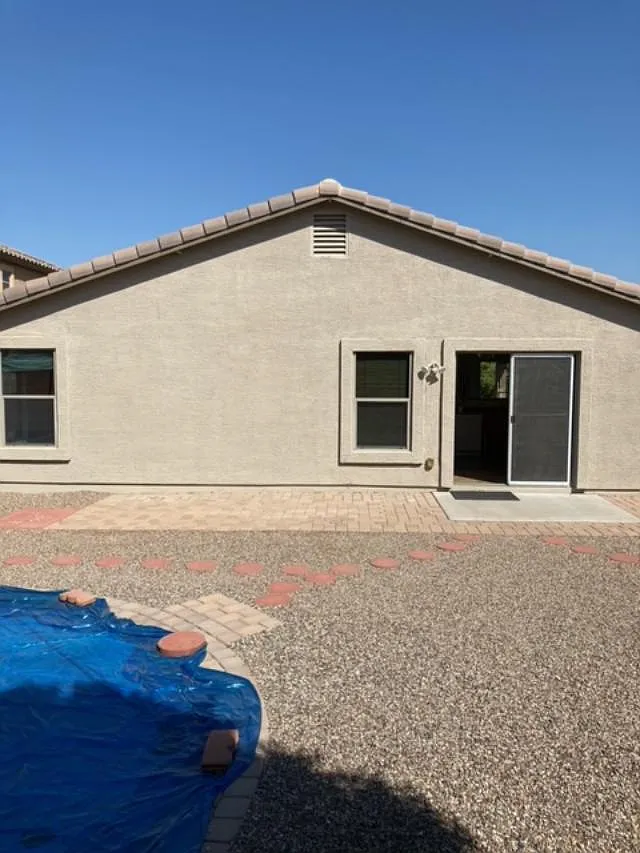 3 bed, 1424 sqft, $1,800 — Photo 3