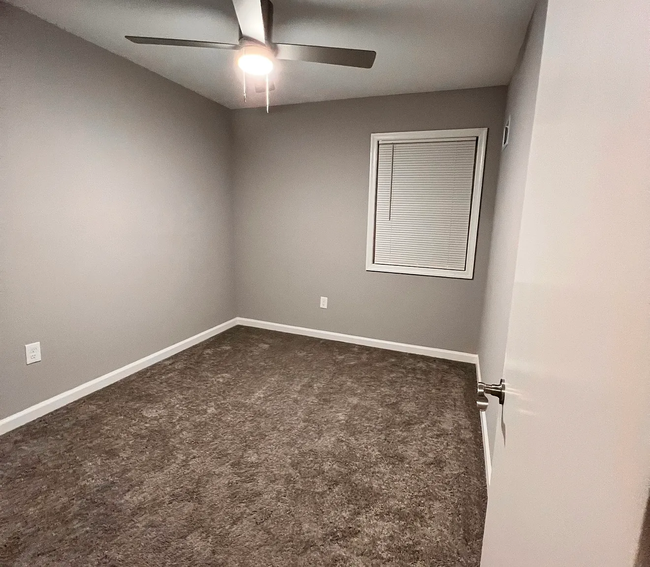 601 Whittier Pkwy — Photo 3