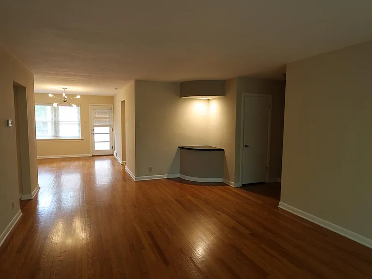 7575 Parkdale Ave #2W — Photo 13