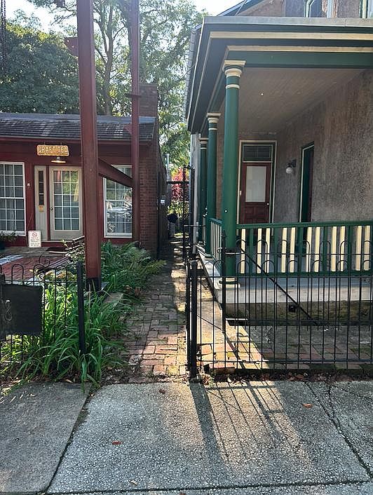 1st image of 540 Carpenter Ln Floor 2