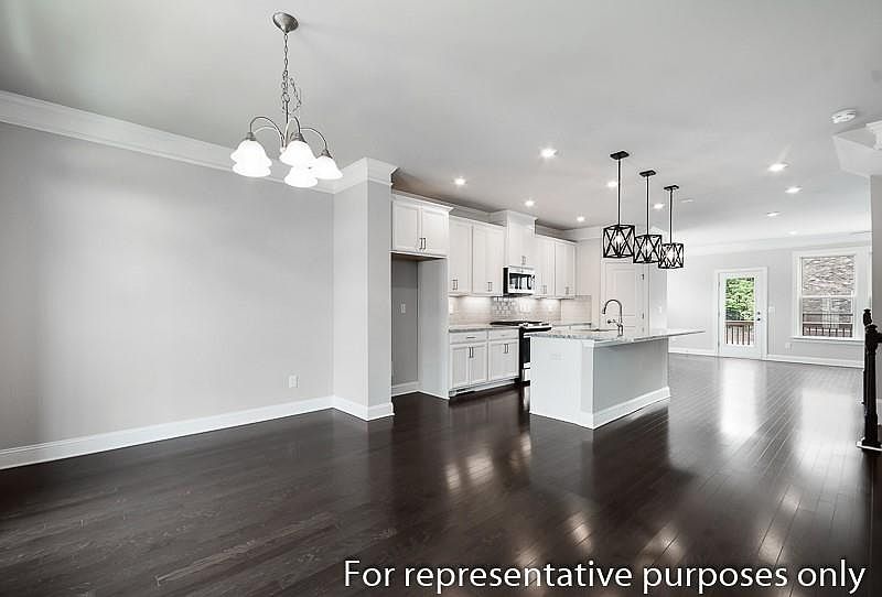 1st image of 2071 Morrison Ave #58
