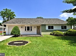 211 Oak Tree Rd, East Norriton, PA 19401