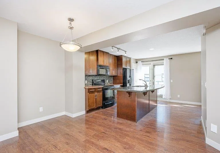 172 Aspen Hills Close SW — Photo 8