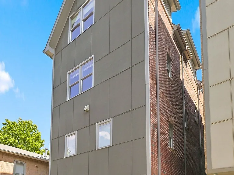 612 Monroe St — Photo 43