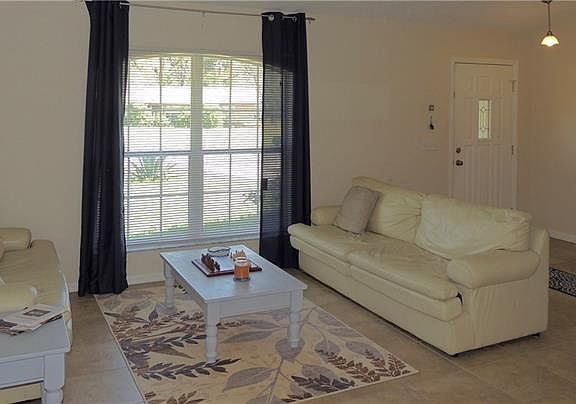 5th image of 1514 Lakeside Dr