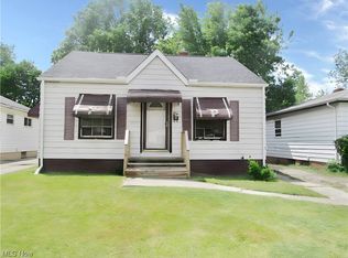 16704 Glenpark Ave, Cleveland, OH 44128