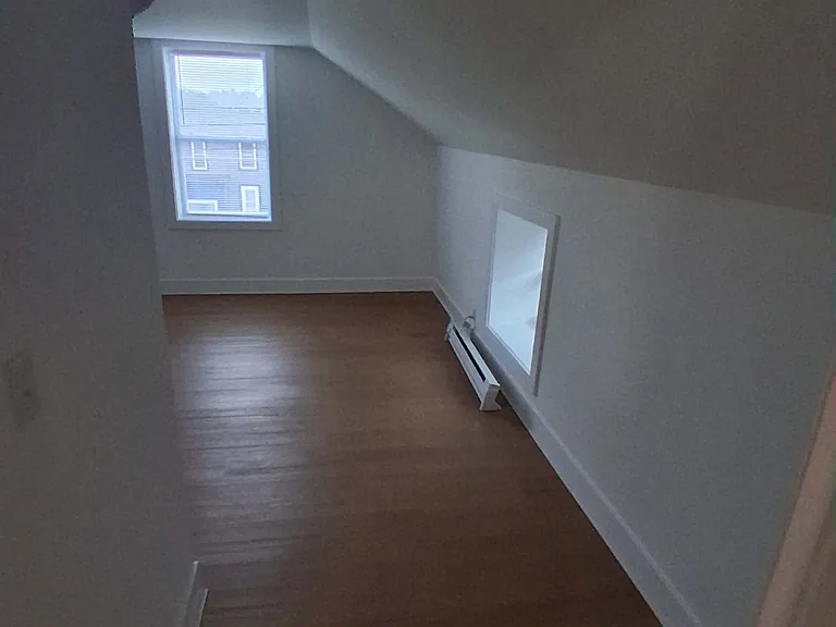 623 Columbia Ave #B — Photo 8
