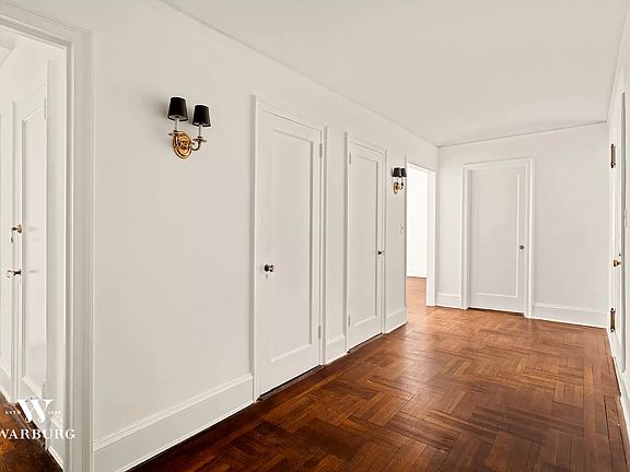 2nd image of 1065 Lexington Ave APT 2A