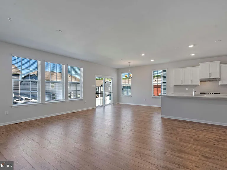 5713 Haller Pl — Photo 13