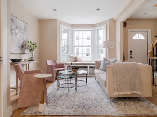 227 E St, Boston, MA 02127