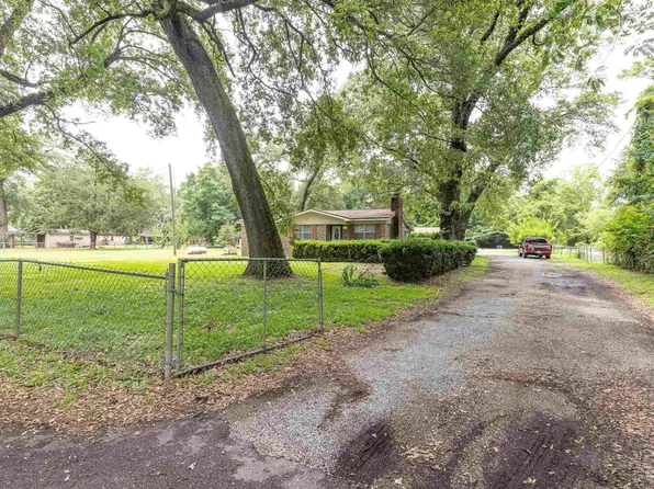 8905 Doris Ave, Pensacola, FL 32534