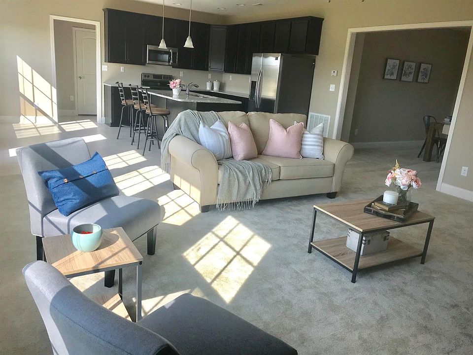 1st image of 108 Waxwing Ln