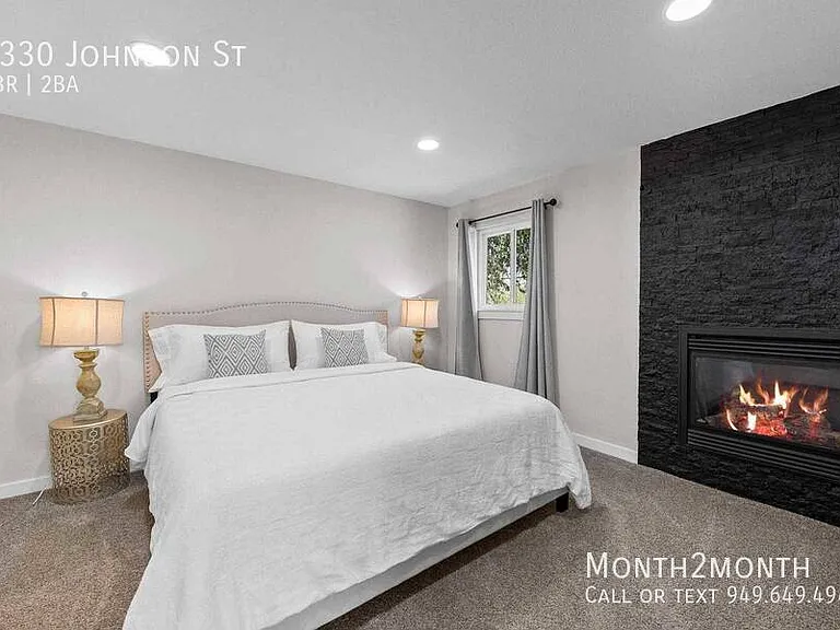 5330 Johnson St — Photo 9
