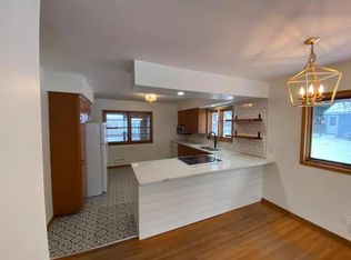 2122 Grand Ave, Long Lake, MN 55356