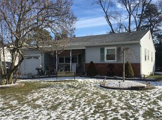 6 Hamilton Ct, Toms River, NJ 08757