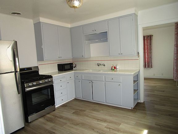 3rd image of 11390 Loma Vista Dr #94