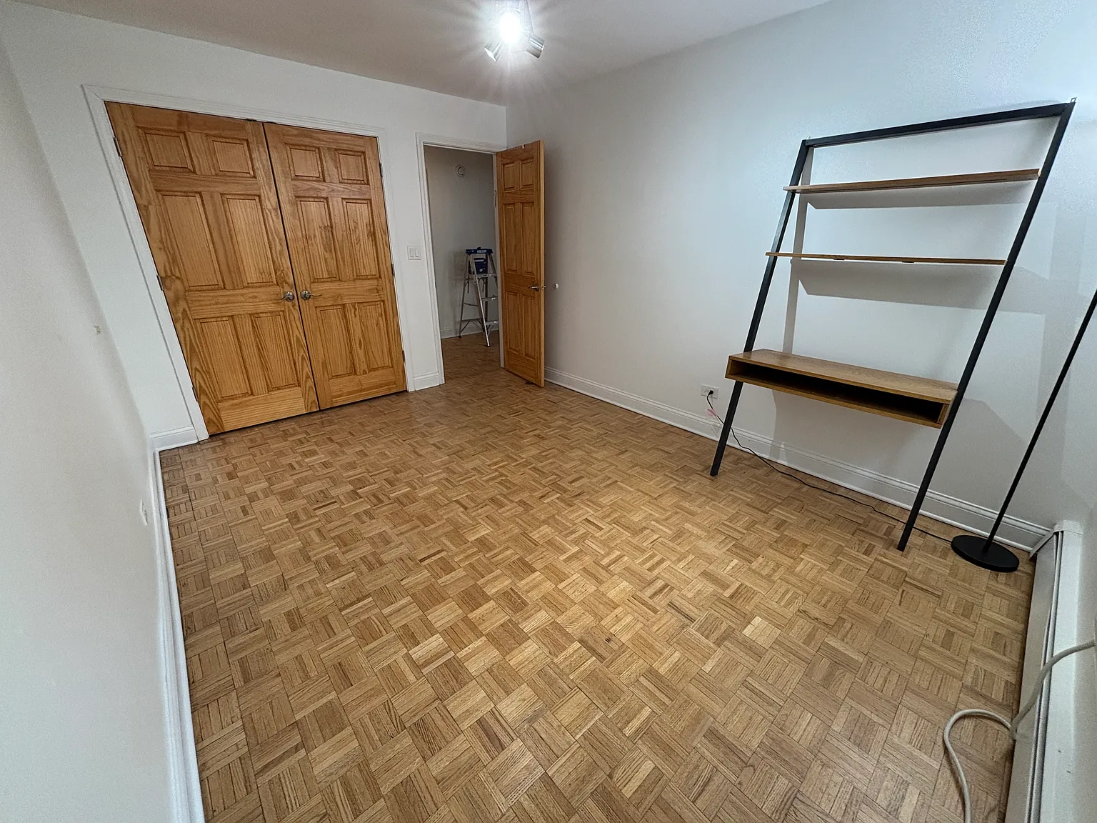 3 bed, 1800 sqft, $3,200 — Photo 4