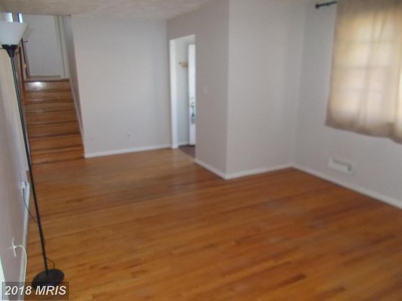 5th image of 1521 Tieman Cir
