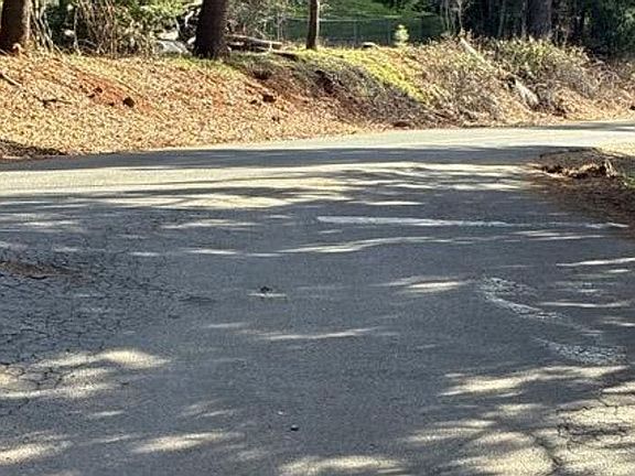 4th image of 2058 Cable Rd