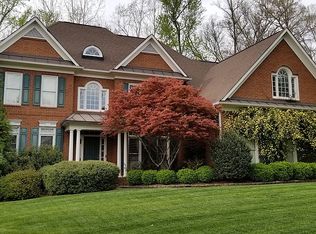 11219 Creek Pointe Dr, Matthews, NC 28105