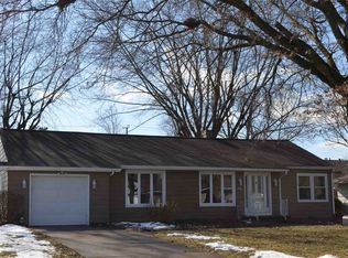705 W Cromer Ave, Muncie, IN 47303