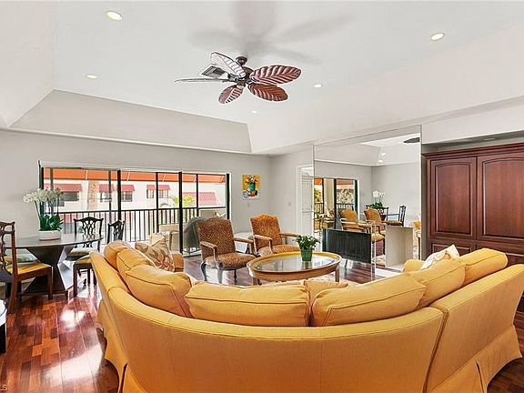 3rd image of 527 Serendipity DR #527