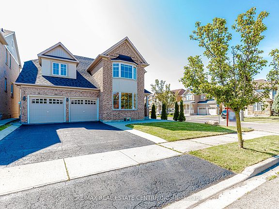 2nd image of 14 Alboreto Way