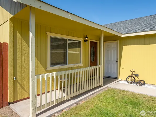 1454 S Cougar Drive, Moses Lake, WA 98837