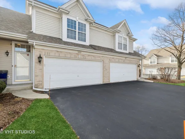 1283 W Danbury Dr #1283, Cary, IL 60013